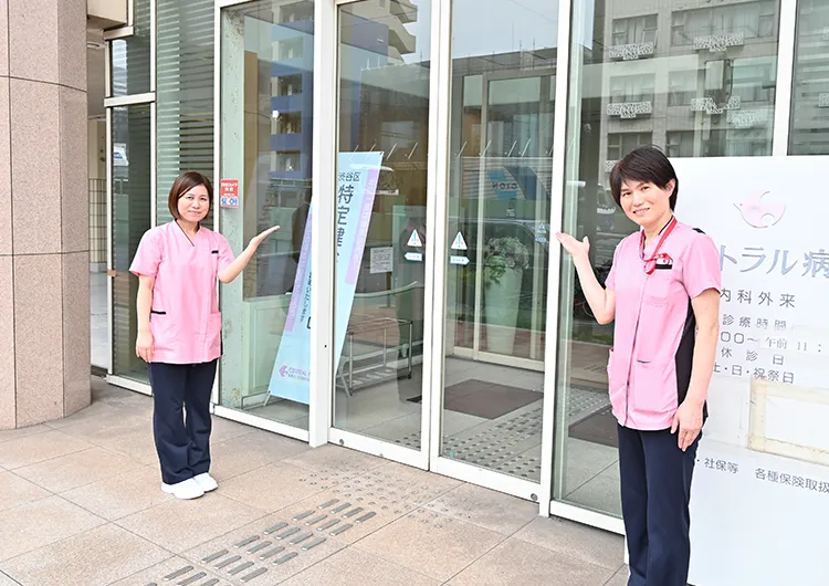 セントラル病院の本院の玄関